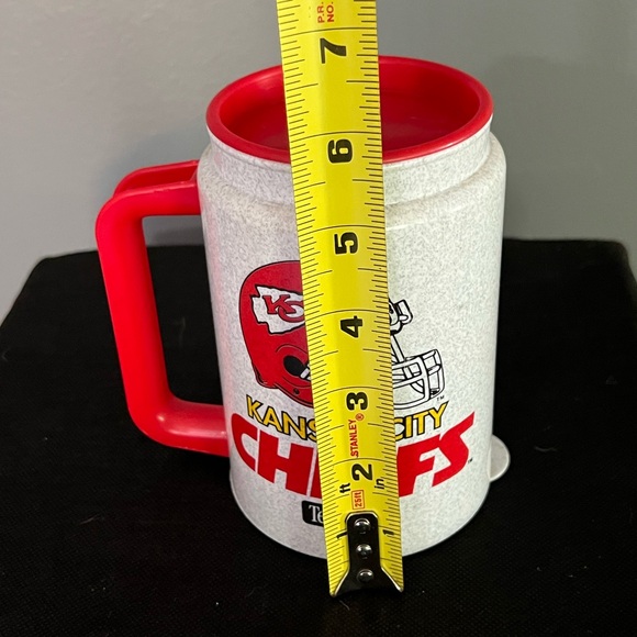 Vintage 95 Kansas City Chiefs KC Football Arrowhead Stadium Travel Mug Cup w Lid - Picture 9 of 10